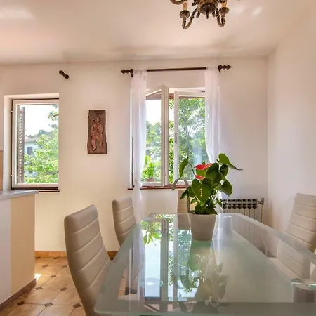 Mare Apartment