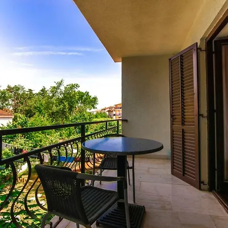 Mare Apartment