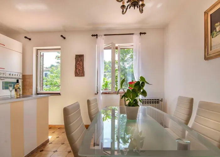 Mare Apartment